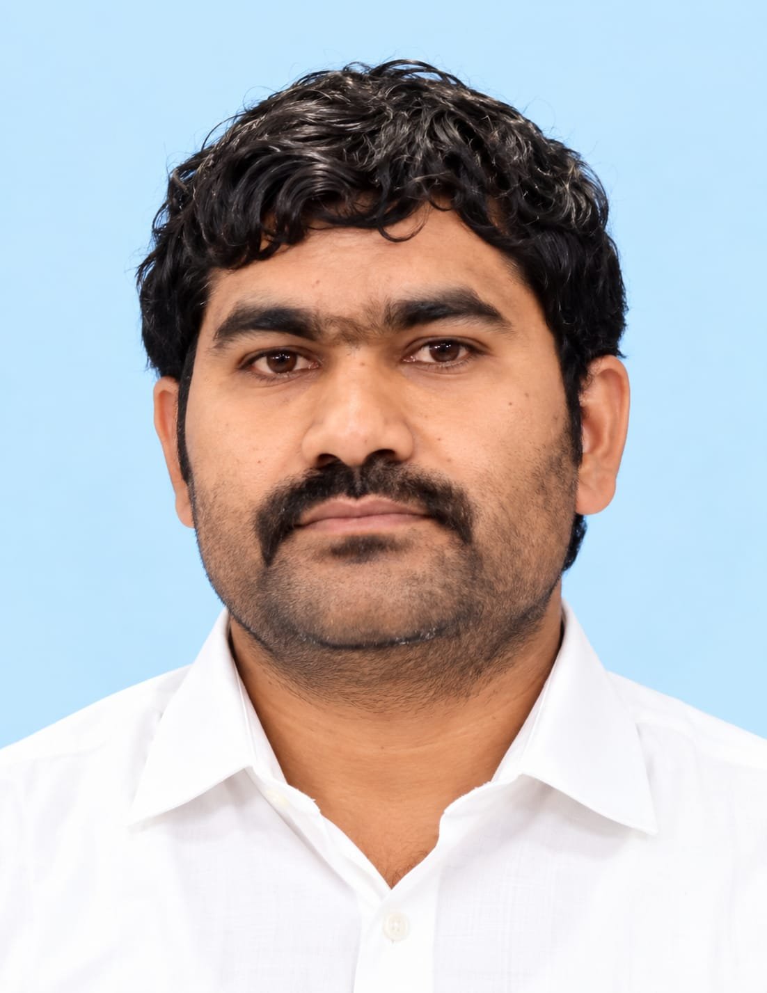 Portrait of Dr. Amir Mulani